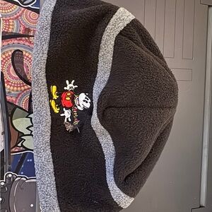 Disney Mickey Mouse Fleece Beanie Hat Black & Gray – One Size – Gently Used